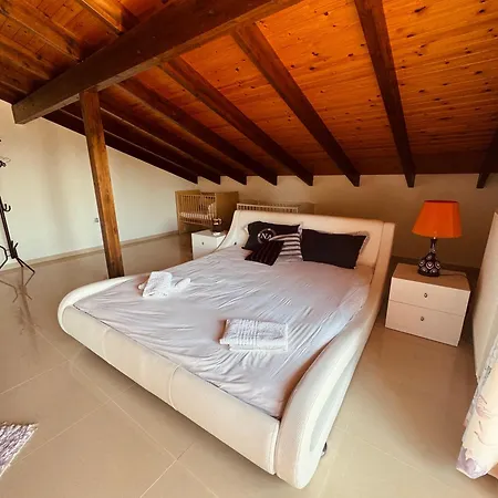 Skyvista Villa Apartment